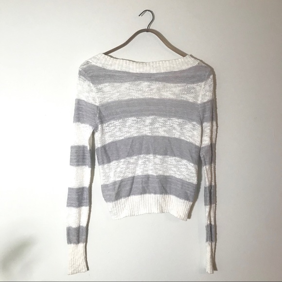 Mudd Sweater striped white gray medium scoop neck - Picture 3 of 5